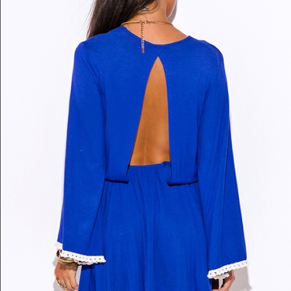 Clothes - Picture 3 of 4